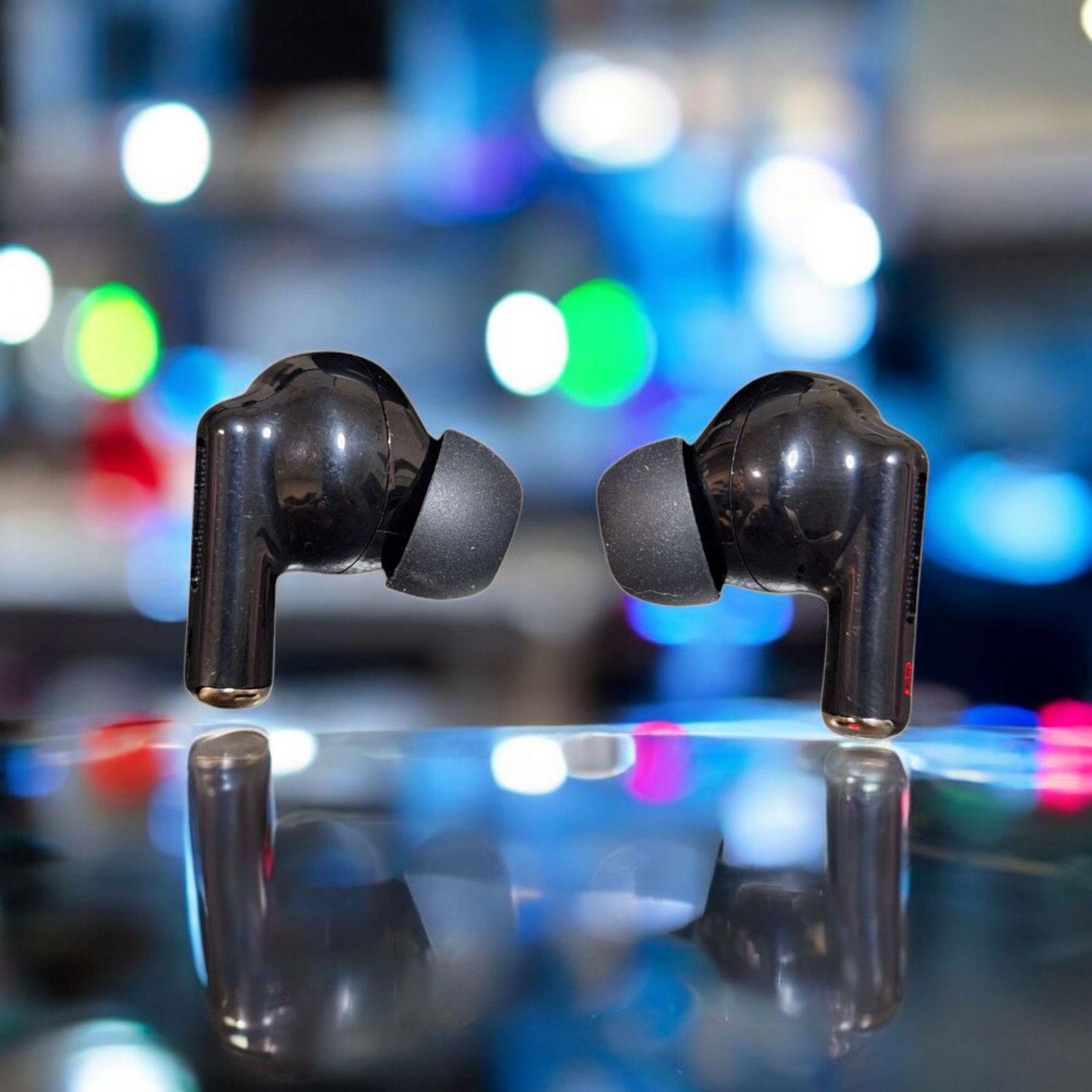 Auriculares Inalámbricos EWTTO ET-A4990BW con Pantalla LED y Bluetooth 5.3 – Sonido de Alta Fidelidad